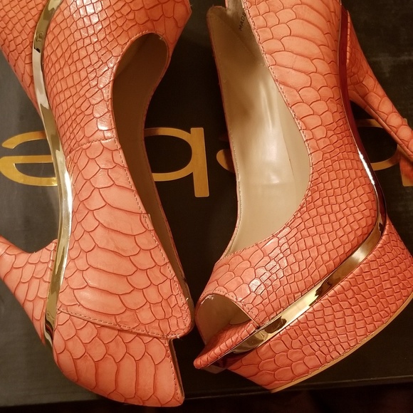 COPY - Bebe Platform Heels - Picture 4 of 5